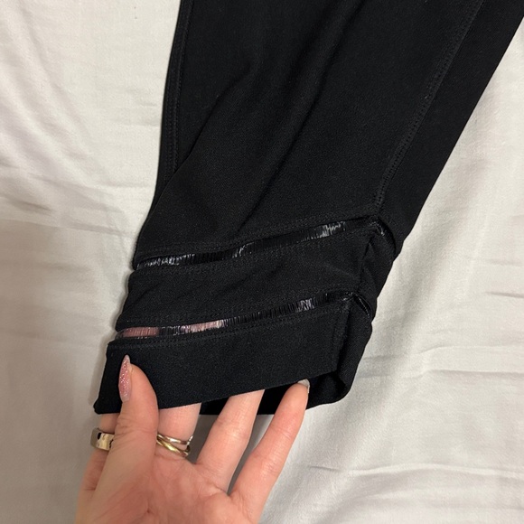 Mondetta Capris - Picture 2 of 2